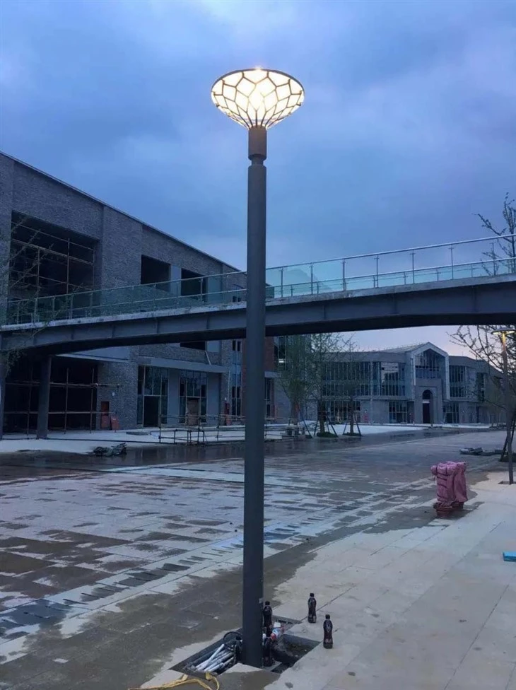 Outdoor Garden Lamp Post LED Lawn Lights Waterproof high quality